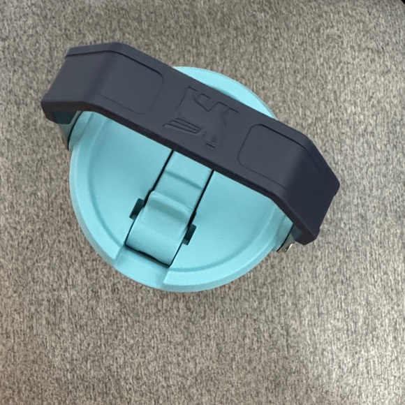 Stanley IceFlow Flip Straw Tumbler 30oz. - Picture 3 of 6